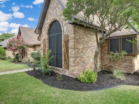 4th image of 512 Wisterglen Dr