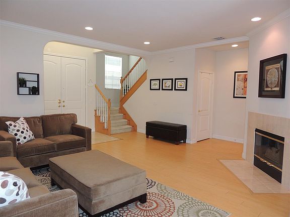 2nd image of 5228 Sereno Dr #A