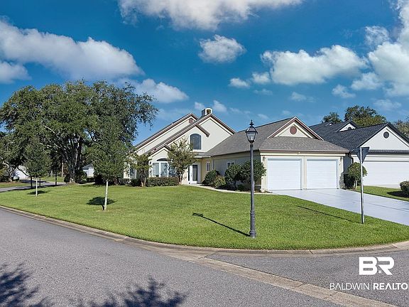 2nd image of 614 Saint Andrews Dr
