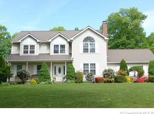 127 Holly Hill Dr, Southington, CT 06489