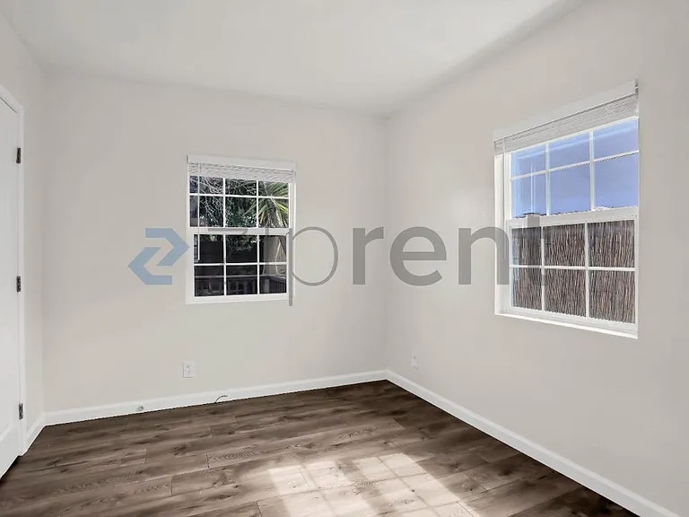 3817 Waller Ave — Photo 16