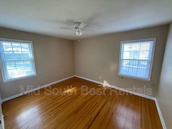 5th image of 3085 Basswood St
