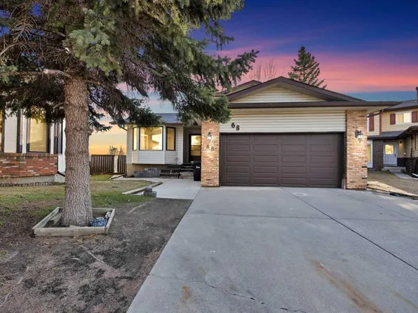 68 NE Hawkfield Cres NW, Calgary, AB T3G 1Z5