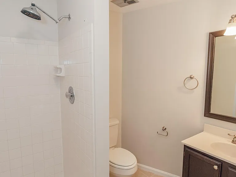 1664 Whisperhill Dr — Photo 20