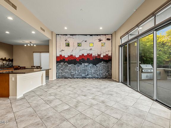 5th image of 6509 E GREYTHORN Drive