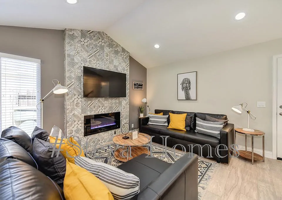 7101 Stanford Oak Dr