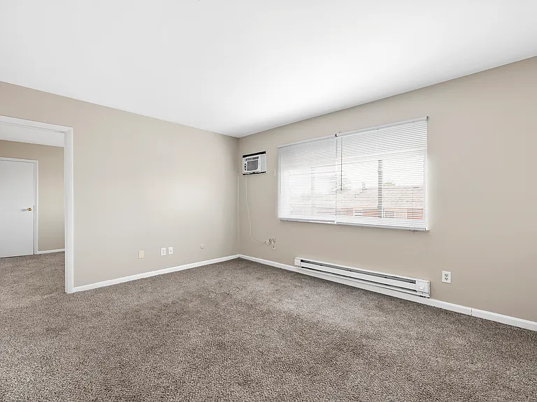 800 Harrisburg Pike #S — Photo 8