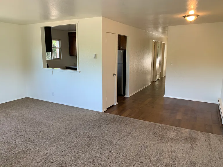 18325 108th Ave NE #15 — Photo 1