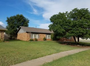 5520 1st St, Lubbock, TX 79416