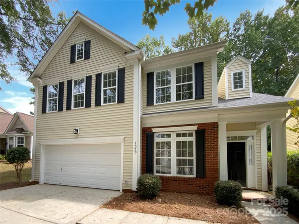 1523 Callender Ln, Charlotte, NC 28269