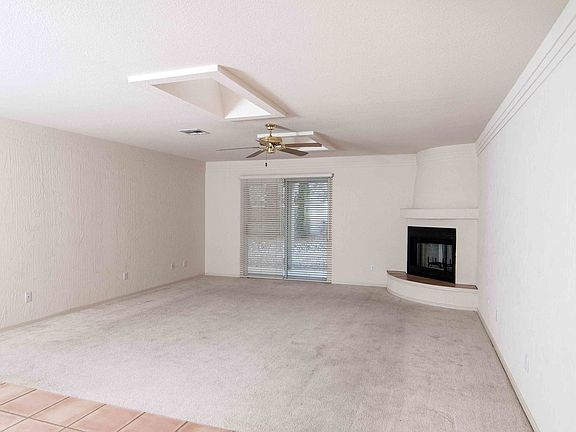 3rd image of 3115 Hillrise Dr