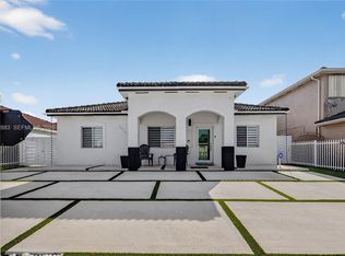 22547 SW 102nd Path, Cutler Bay, FL 33190