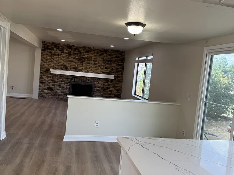 14467 E Radcliff Dr — Photo 7