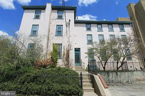 100 E Price St #GB Photo 1