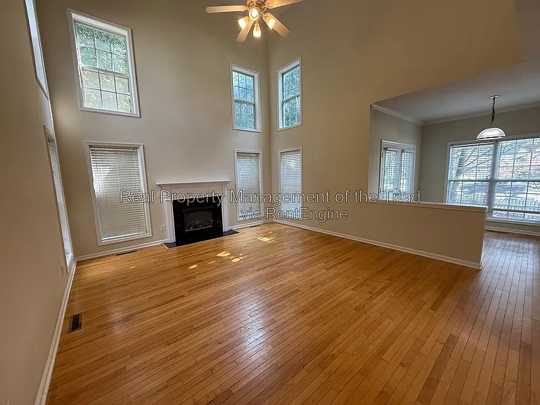 5101 Ivystone Ln — Photo 11