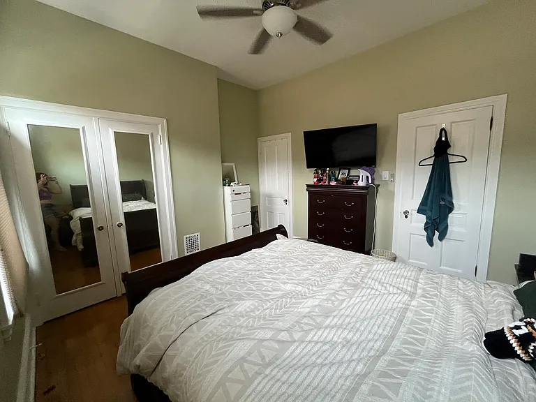 2620 Folsom St — Photo 5