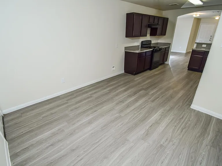 Plantation Forest Dr — Photo 8