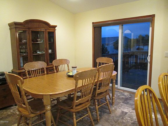 5th image of 1001 Cherry Dr NE