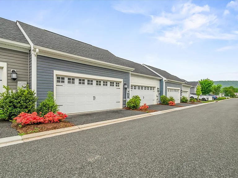 1309 Crampton Pl — Photo 42