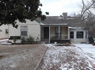 722 E Cypress St, Altus, OK 73521