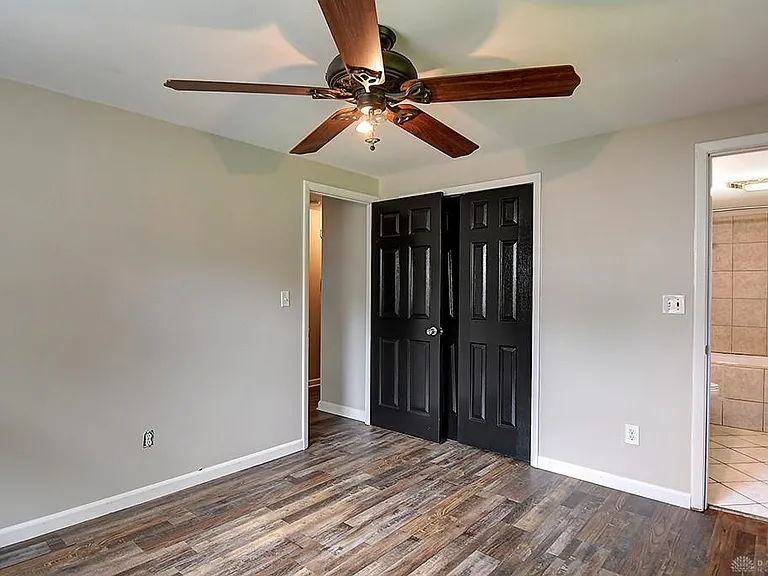 4554 Powell Rd — Photo 19