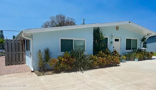230 Avenida Central Photo 1