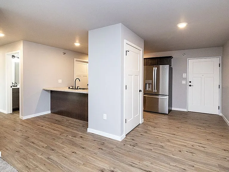 RIVER BEND ESTATES — Photo 20