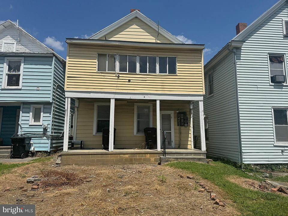 2nd image of 315 National Ave