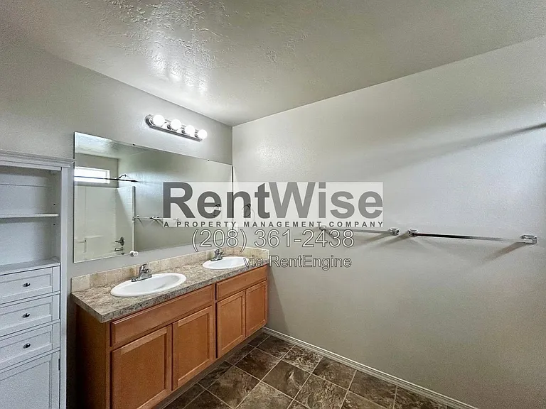119 E Walcott Lake Dr — Photo 21