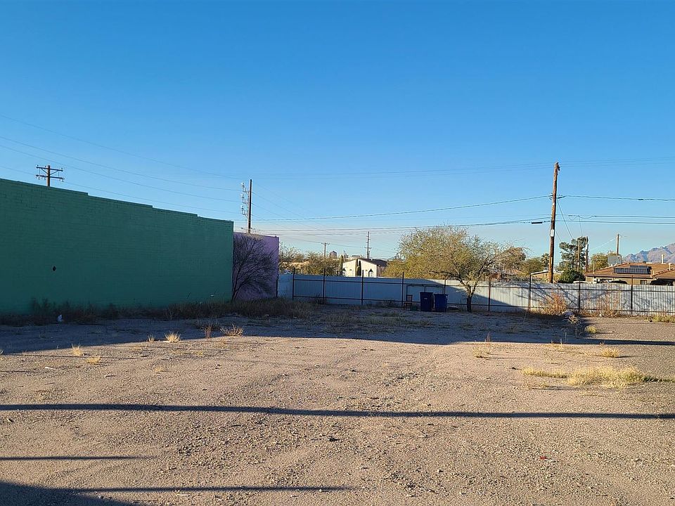 2nd image of 825 E 36th St