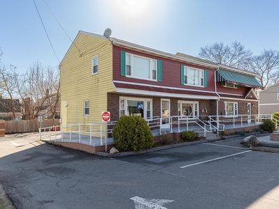 1300 Main St, Tewksbury, MA, 01876