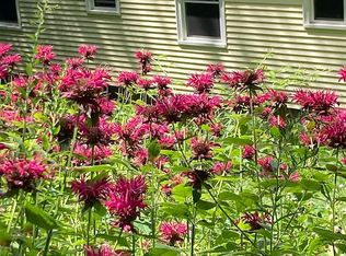 765 E New Lenox Rd, Pittsfield, MA 01201