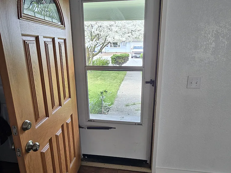 601 Marjo St — Photo 19