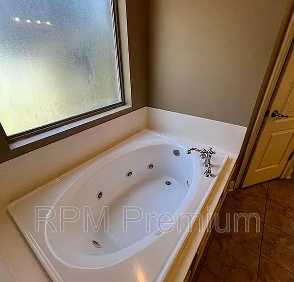 3995 Water Oak Dr — Photo 31