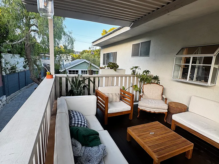 653 Pier Ave #3 — Photo 6