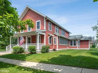 851 Harris Rd, Grayslake, IL 60030