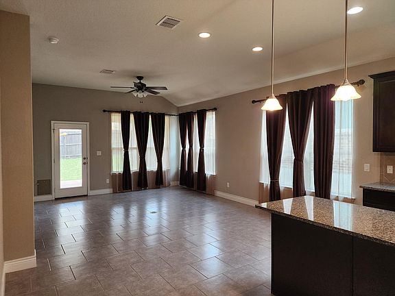 3rd image of 27423 Paraiso Sands