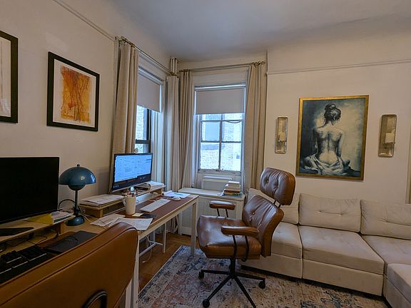 4th image of 646 W End Ave APT 4C