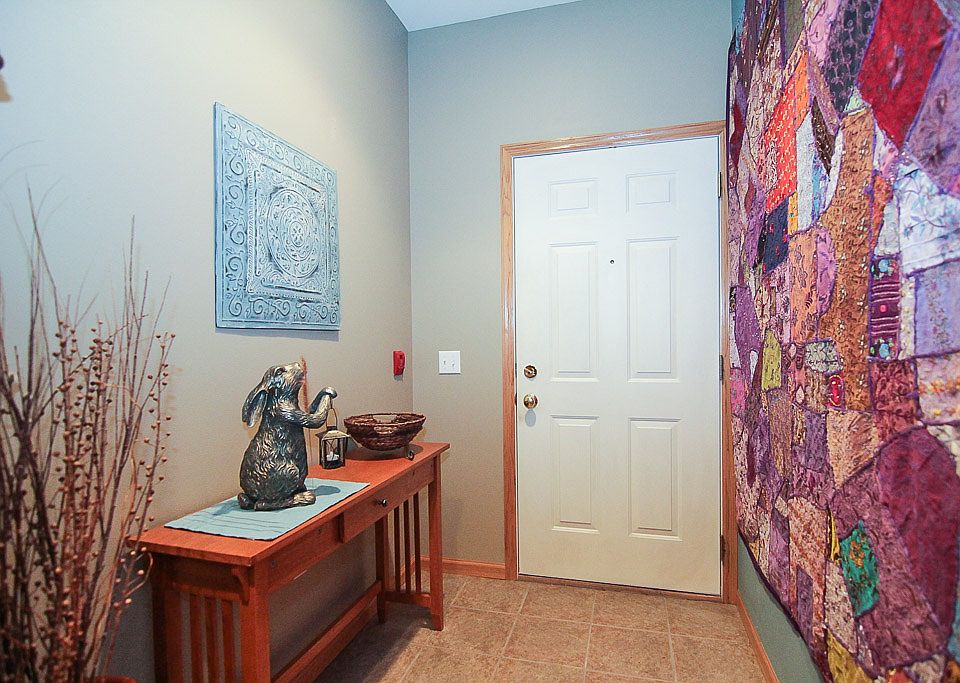 1st image of 5587 Bantry Ln APT 3