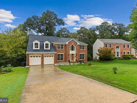 2nd image of 6832 Compton Heights Cir