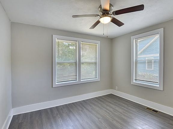 5th image of 1888 Vesta Ave