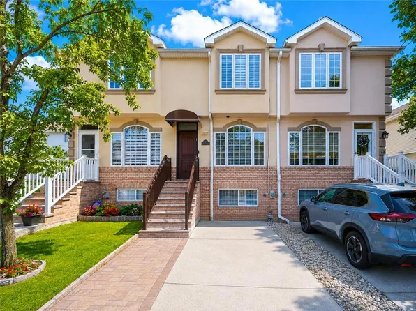 21 Harris Ln, Staten Island, NY 10309