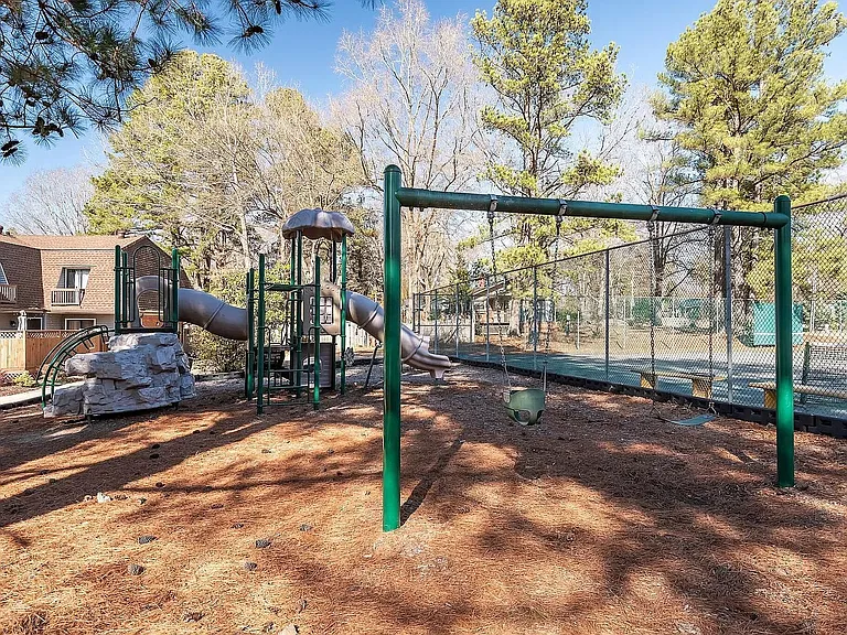 230 Finley Forest Dr — Photo 17