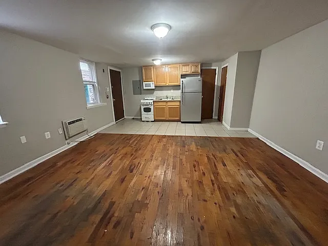 1 bed, $1,190 — Photo 2