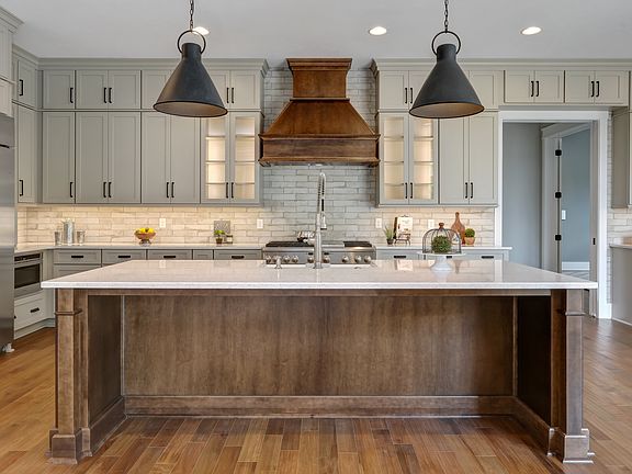 6th image of this home