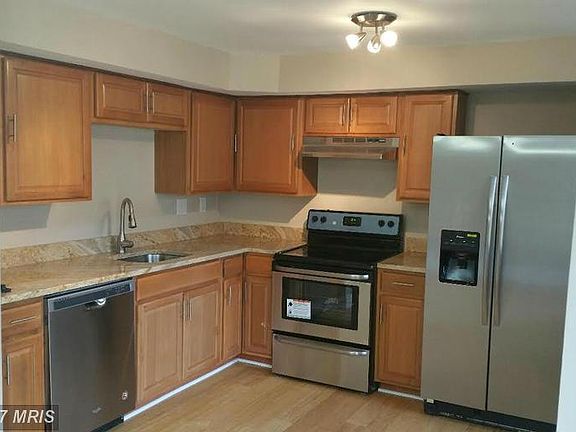 2nd image of 7604 Green Willow Ct