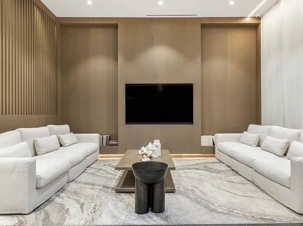 99 Fleet Place image 21 of 40