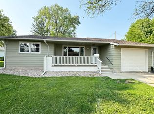 419 Tamarack St, Randolph, WI 53956