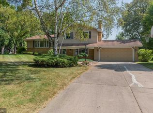 11985 45th Ave N, Plymouth, MN 55442