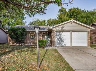 6920 Stephens Hill Rd, Forest Hill, TX 76140